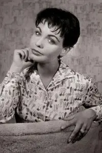 Photo Erika Remberg #376497