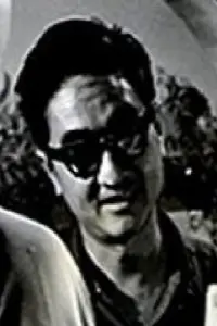 Photo Sit Kwan