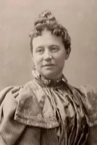 Photo Caroline Frances Cooke