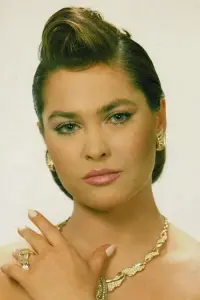 Photo Hülya Avşar