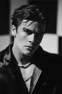 Photo Charlie Goddard #327074