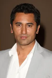 Photo Cliff Curtis