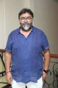 Photo M. J. Shriram