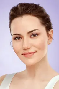 Photo Fahriye Evcen