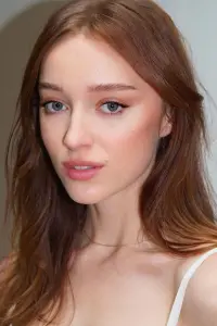 Photo Phoebe Dynevor