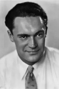 Photo Gustav Diessl #340788