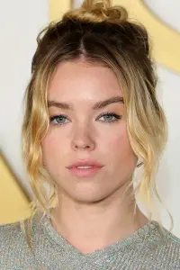 Photo Milly Alcock #510995