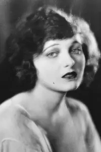 Photo Corinne Griffith