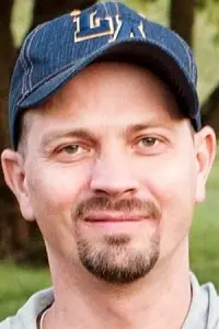 Photo Kirill Papakul