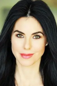 Photo Defne Samyeli #514529