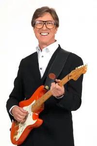 Photo Hank Marvin