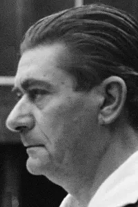 Photo János Makláry