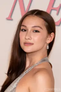 Photo Lola Tung #487227