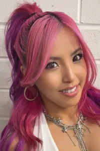 Photo Mina Shirakawa