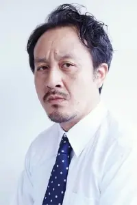 Photo Kenji Iwaya