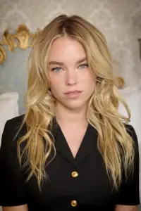 Photo Milly Alcock #525045