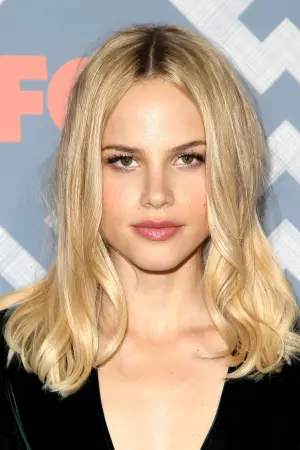 Photo Halston Sage #25735