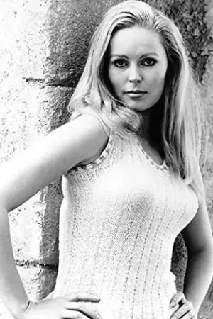 Photo Veronica Carlson #242683