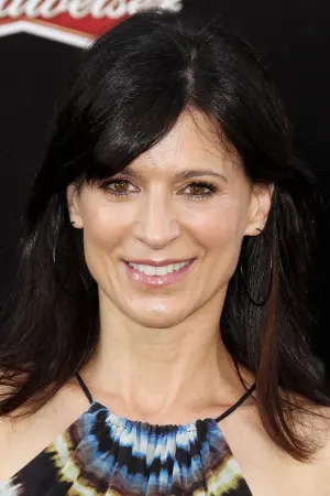 Photo Perrey Reeves #60320