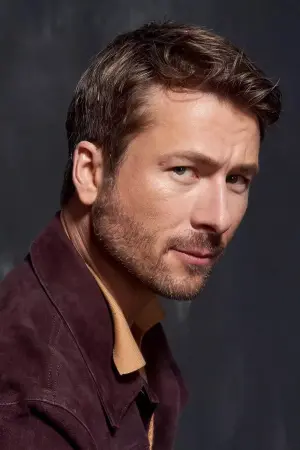 Photo Glen Powell #251818