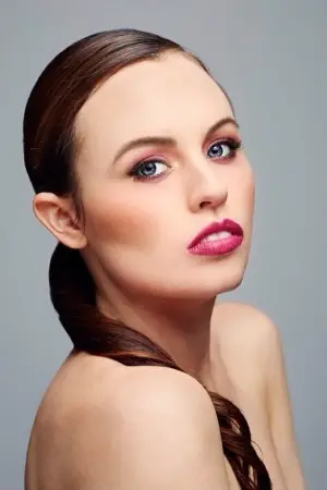 Photo Hayley Gia Hughes #369916