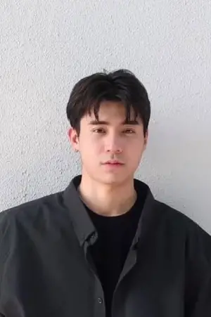 Photo Brent Manalo #361065