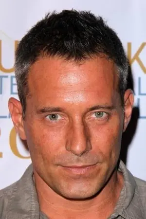 Photo Johnny Messner #11890