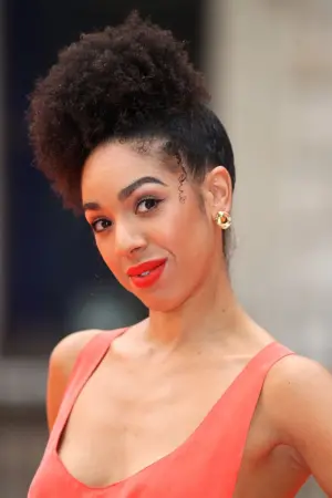 Photo Pearl Mackie #155348