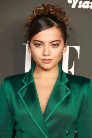 Photo Isabela Merced #65610