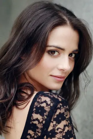 Photo Stephanie Leonidas #227117