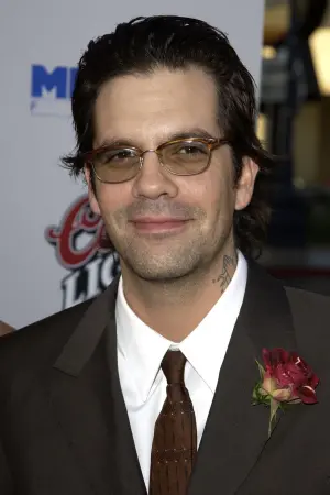 Photo Nicky Katt #18511