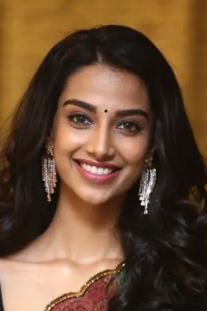 Photo Meenakshi Chaudhary #133763