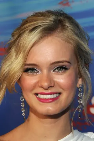 Photo Sara Paxton #80130