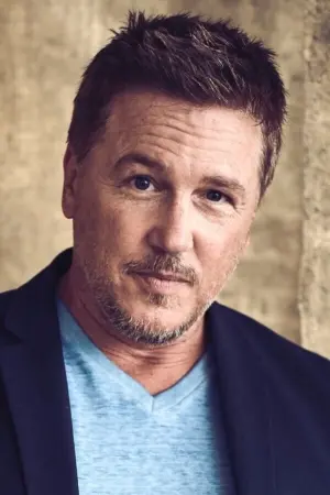 Photo Lochlyn Munro #21491