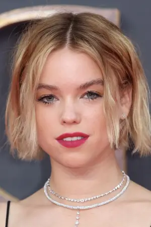 Photo Milly Alcock #346441