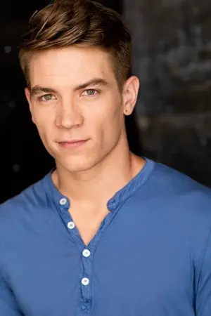 Photo Lucas Adams #233650