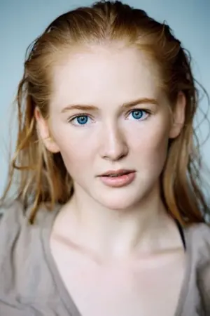 Photo Gina Stiebitz #236939