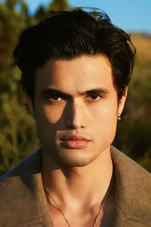 Photo Charles Melton #71356