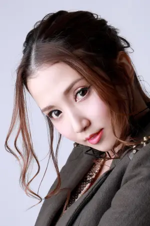 Photo Ayaka Tomoda #322815