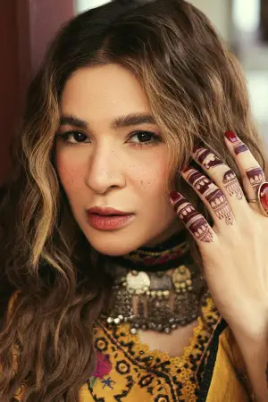 Photo Ayesha Omar #335861