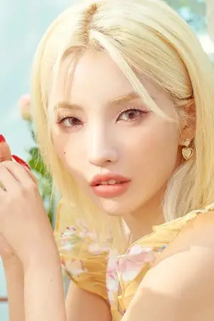 Photo Jeon So-yeon #395351