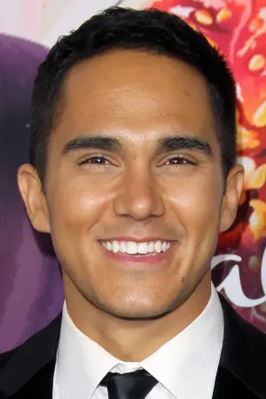 Photo Carlos PenaVega #150180