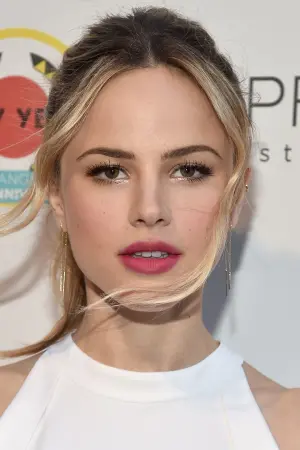 Photo Halston Sage #25729