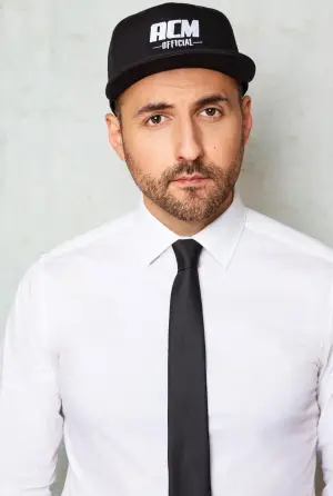 Photo Alex Magaña #343625