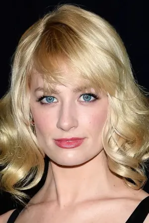 Photo Beth Behrs #43664