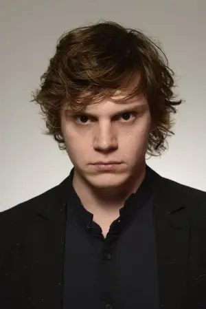 Photo Evan Peters #66523