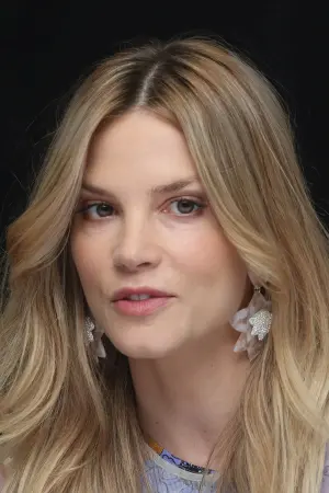 Photo Sylvia Hoeks #12669