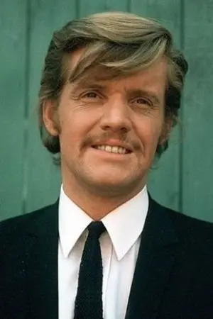 Photo Michael Standing #97824