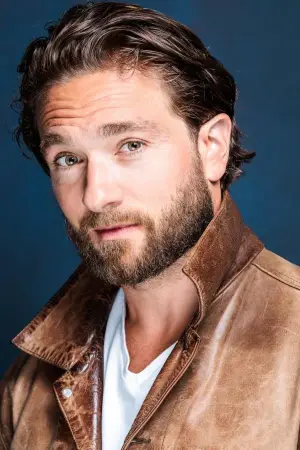 Photo Louis James #339049