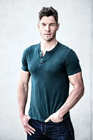 Photo Chad Michael Collins #17940